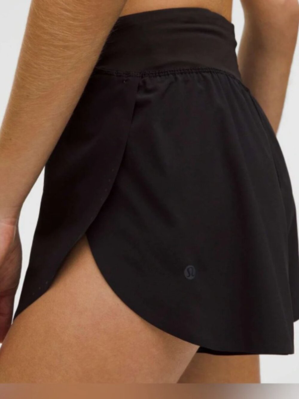 Fast and Free High-Rise Classic-Fit Split Short 3"